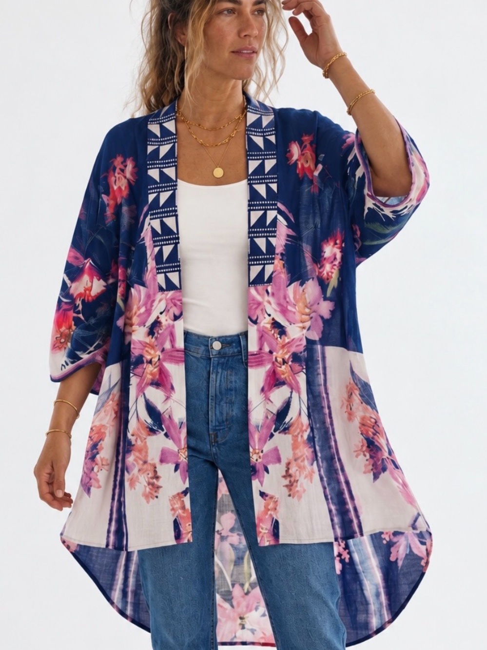 Flying Tomato blues, rose, cream and pinks colors in this flowy kimono
